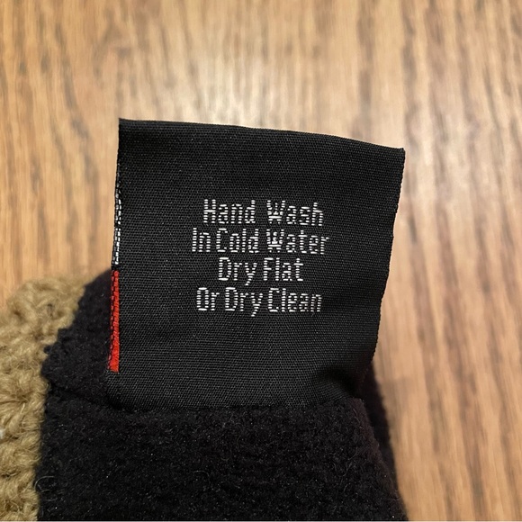 Handcrafted Floral Knit Fingerless Gloves - Picture 5 of 5